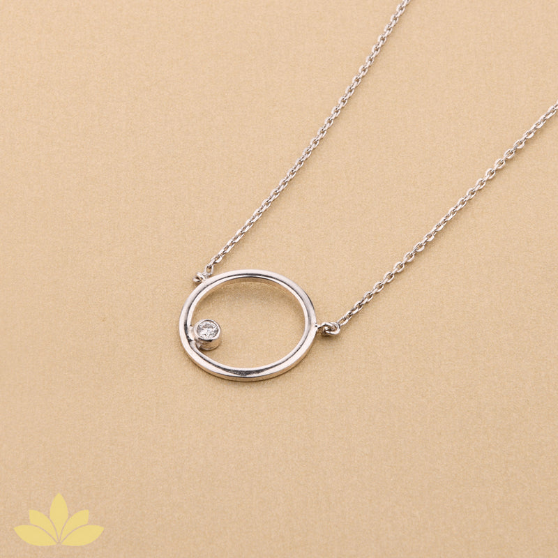 Silver Round Pendant with Single Stone